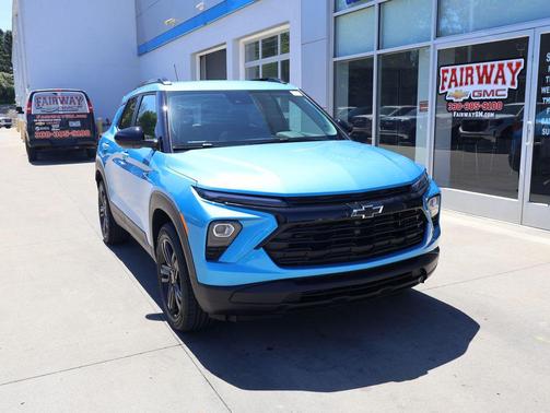 Marina Blue Metallic 2026 Chevrolet Trailblazer LT