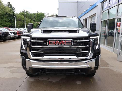 Onyx Black 2026 GMC Sierra 3500 SLE
