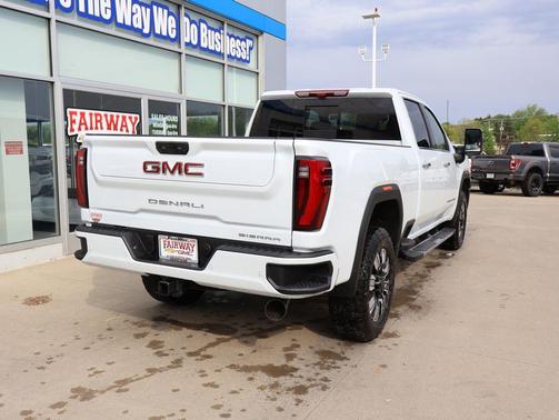 Glacier White Tricoat 2026 GMC Sierra 2500 Denali