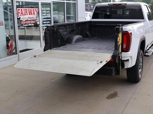2023 GMC Sierra 3500 SLT