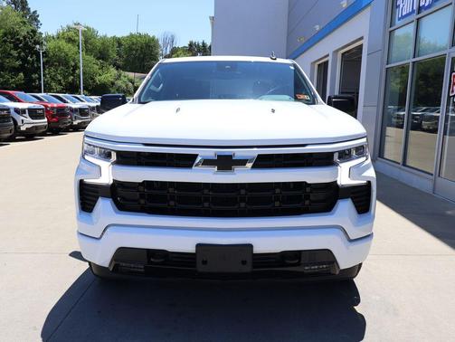 Summit White 2025 Chevrolet Silverado 1500 RST