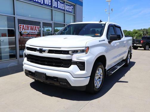 Summit White 2025 Chevrolet Silverado 1500 RST