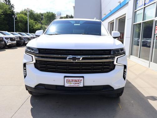 Summit White 2021 Chevrolet Suburban RST