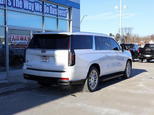 2023 Cadillac Escalade ESV Premium Luxury