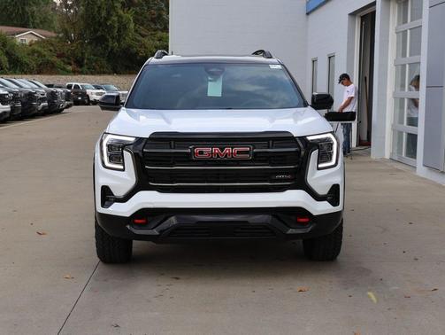 2026 GMC Terrain AWD AT4