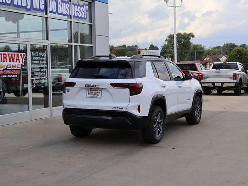 2026 GMC Terrain AWD AT4
