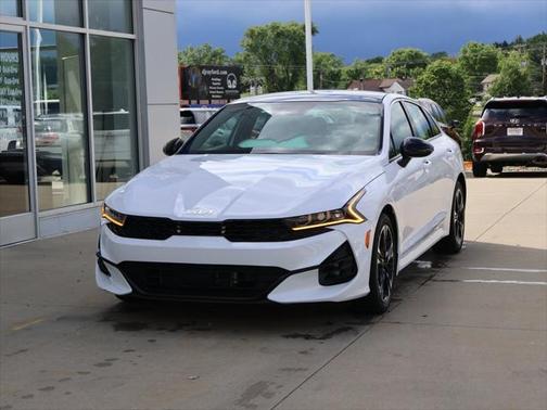 2023 Kia K5 GT-Line