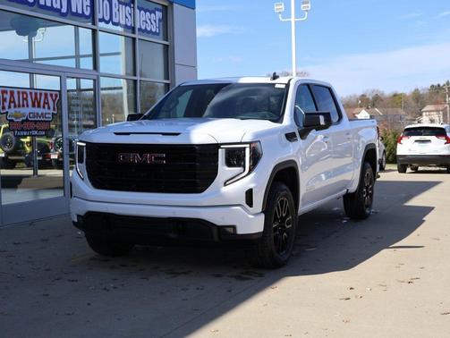 2025 GMC Sierra 1500 Elevation