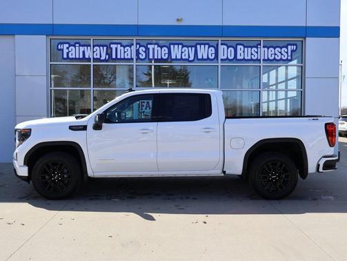 2025 GMC Sierra 1500 Elevation