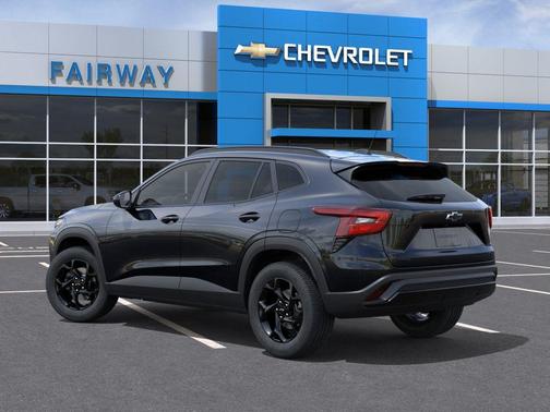 Mosaic Black Metallic 2026 Chevrolet Trax LT