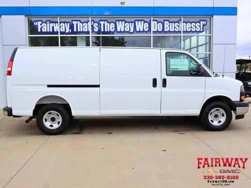 2025 GMC Savana 2500 RWD 3500 Extended Wheelbase Work Van