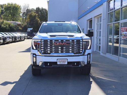 2025 GMC Sierra 3500 Denali