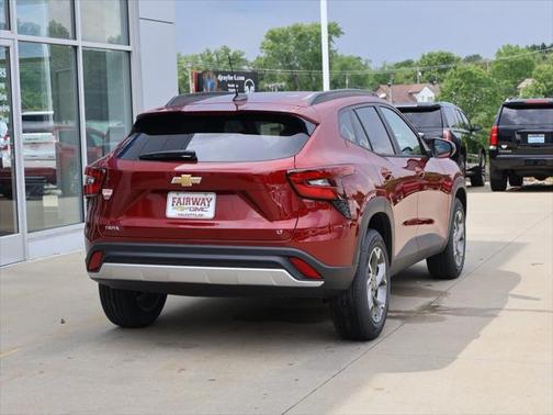 2025 Chevrolet Trax LT