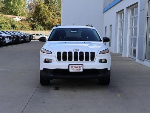 2017 Jeep Cherokee Altitude
