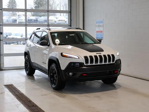 2018 Jeep Cherokee Trailhawk