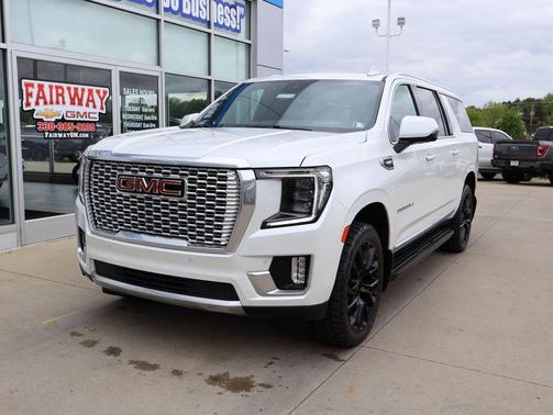White Frost Tricoat 2023 GMC Yukon XL Denali
