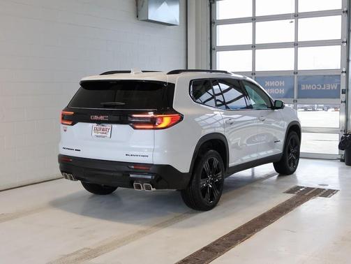 2026 GMC Acadia Elevation AWD