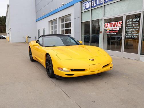 2002 Chevrolet Corvette Base
