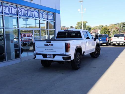 2025 GMC Sierra 2500 AT4