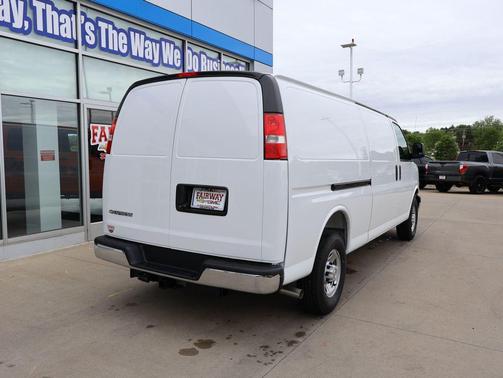 Summit White 2026 Chevrolet Express 3500 3500 Extended Wheelbase, WT, RWD
