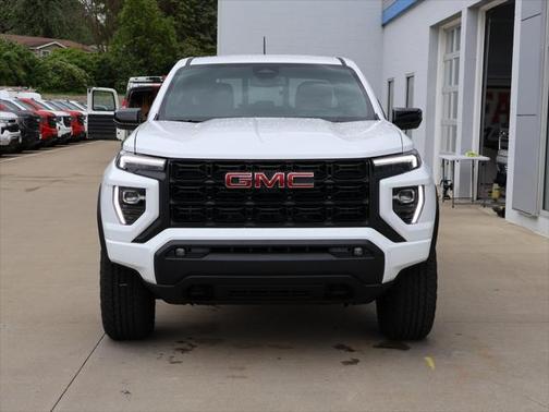 2025 GMC Canyon Elevation