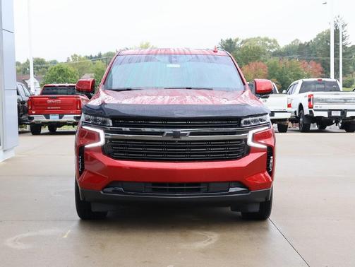 2022 Chevrolet Tahoe 4WD RST