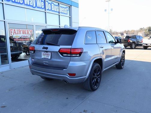 2019 Jeep Grand Cherokee Altitude