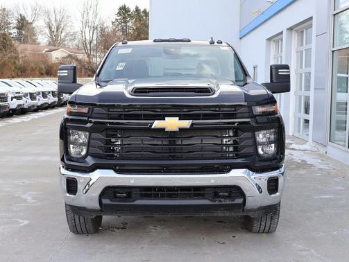 2026 Chevrolet Silverado 3500 WT