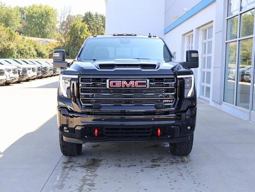 2026 GMC Sierra 2500 AT4