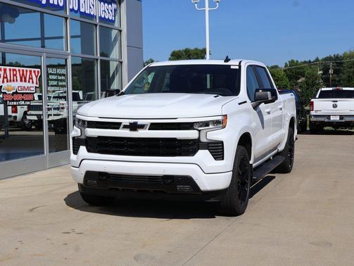 Summit White 2026 Chevrolet Silverado 1500 RST