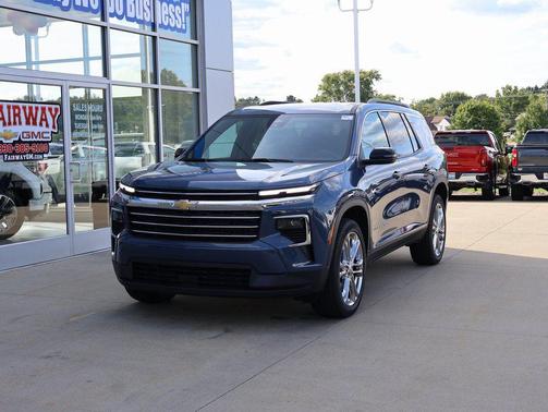 Lakeshore Blue Metallic 2026 Chevrolet Traverse LT