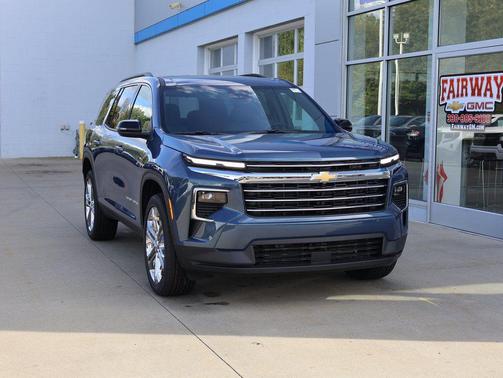 Lakeshore Blue Metallic 2026 Chevrolet Traverse LT