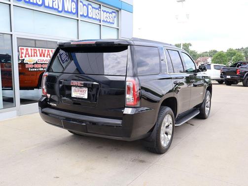 Onyx Black 2017 GMC Yukon SLT