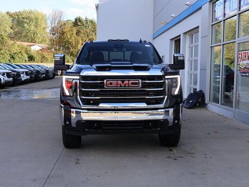 2025 GMC Sierra 2500 SLT