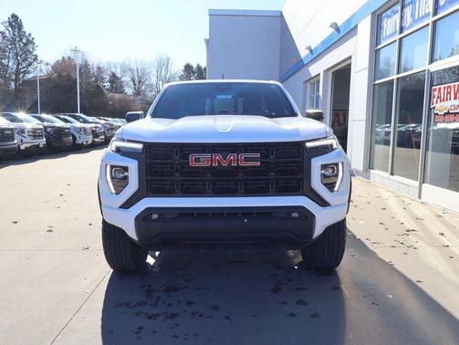 2024 GMC Canyon Elevation