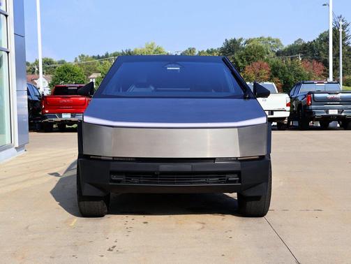 2024 Tesla Cybertruck Cyberbeast