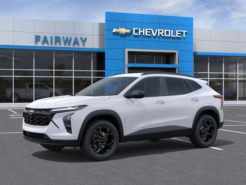 Summit White 2026 Chevrolet Trax LT