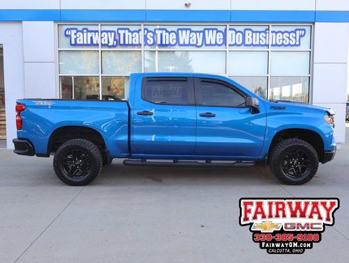 Glacier Blue Metallic 2024 Chevrolet Silverado 1500 Custom Trail Boss