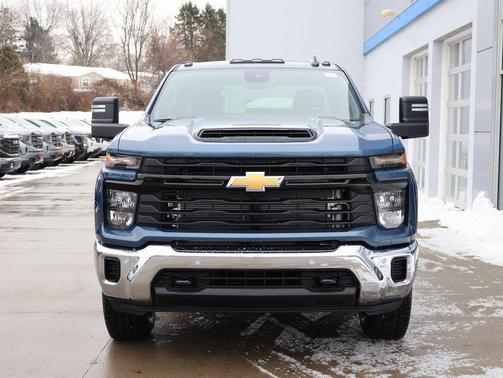 2026 Chevrolet Silverado 3500 WT