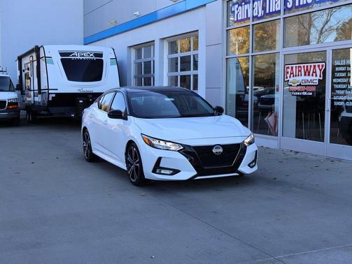 2020 Nissan Sentra SR