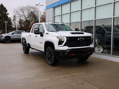 Summit White 2026 Chevrolet Silverado 2500 LT