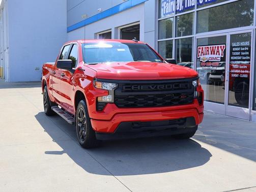2023 Chevrolet Silverado 1500 Custom