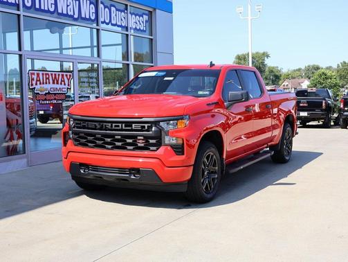 2023 Chevrolet Silverado 1500 Custom