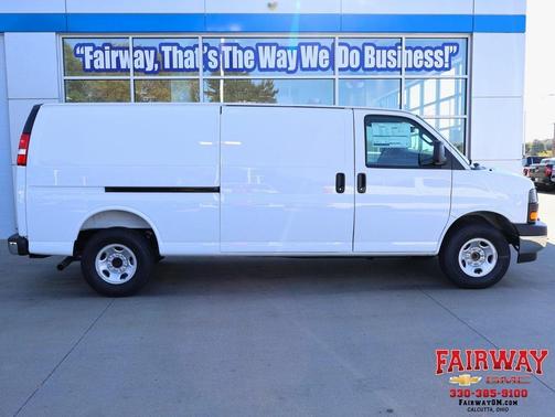 2025 GMC Savana 2500 RWD 3500 Extended Wheelbase Work Van