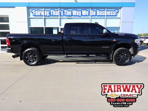 Diamond Black Crystal Pearlcoat 2021 RAM 3500 Laramie Crew Cab 4x4 8' Box