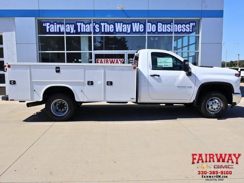 2025 Chevrolet Silverado 3500 WT