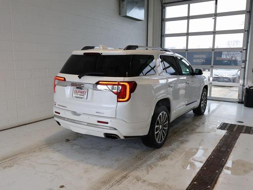 2021 GMC Acadia Denali