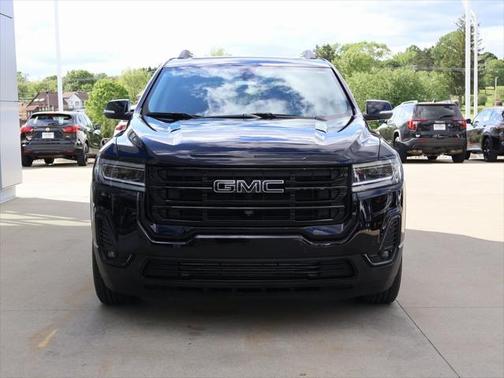 2023 GMC Acadia AWD SLT