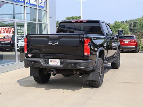 2024 Chevrolet Silverado 2500 4WD Crew Cab Standard Bed ZR2