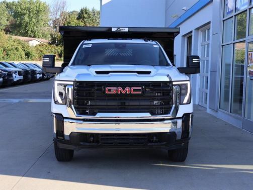 2025 GMC Sierra 3500 Base
